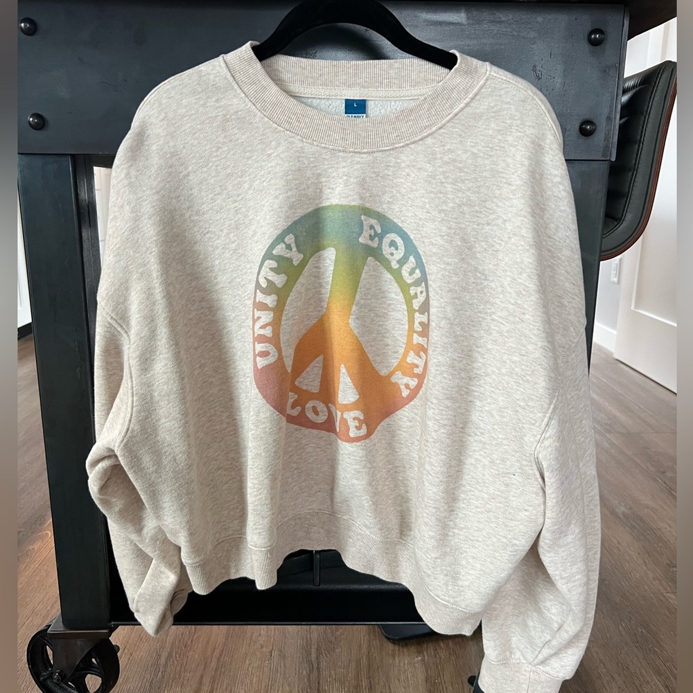 🎉HP🎉 Old navy - girls crew neck sweatshirt in cream - size L